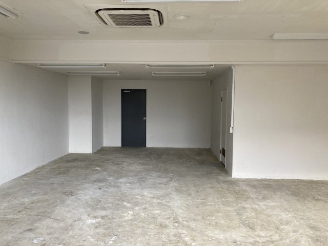 亀山総合ビルの内装