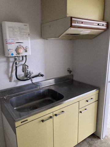 亀山総合ビルのキッチン