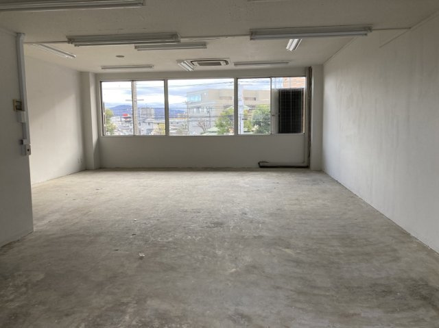 亀山総合ビルの内装