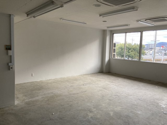 亀山総合ビルの内装