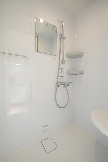 サファイアハイツのシャワールーム|サファイアハイツ201号室