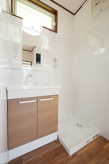 サファイアハイツの洗面所|サファイアハイツ201号室