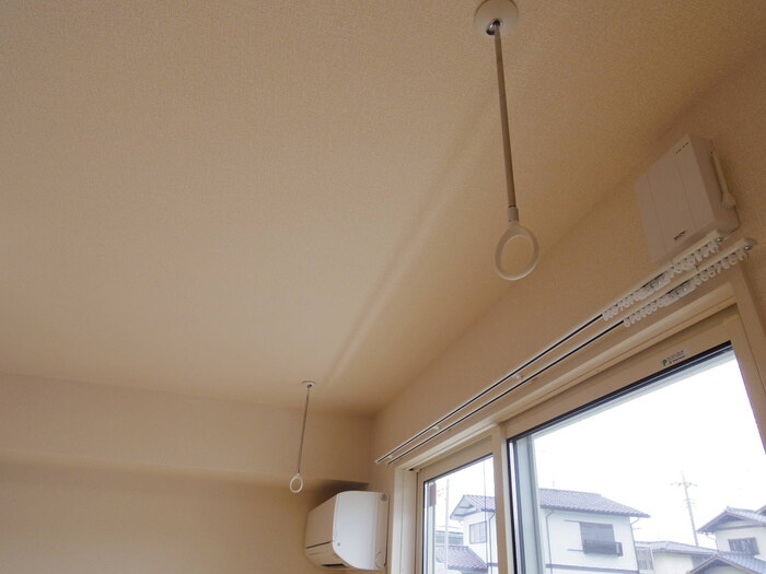 パインエーカーⅡの設備|エアコン・室内物干し