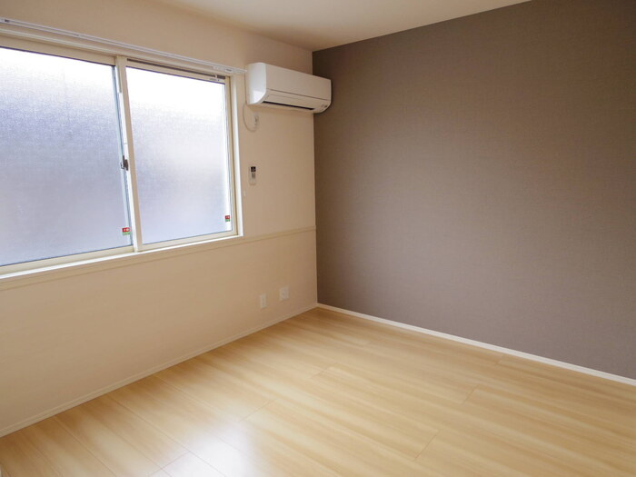 パインエーカーⅡの寝室|北側洋室