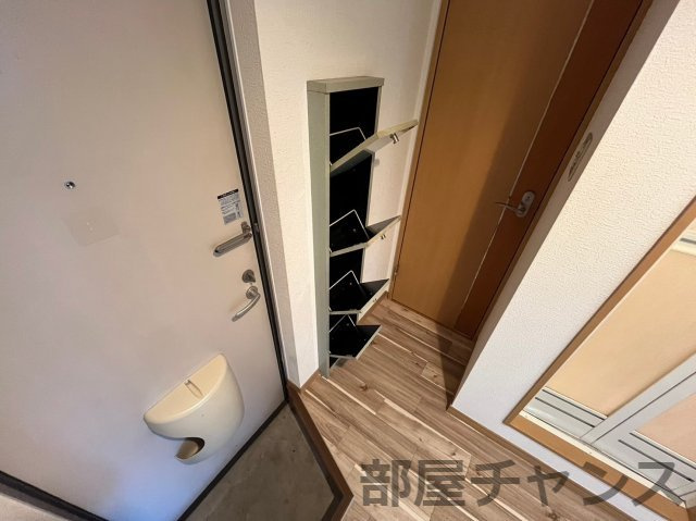 リバティ大須の玄関