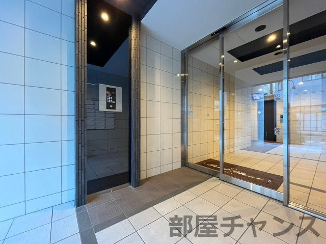プティフルールのエントランス