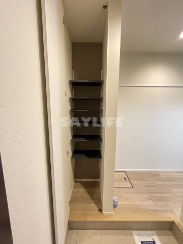 レーヴリゼ新今里の収納