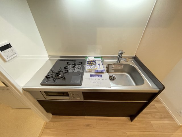 レーヴリゼ新今里のキッチン