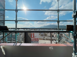 【展望】 | 目の前に遮る建物がないので眺望良好♪緑と青空、都心と自然が調和する景色を是非楽しんで下さい♪