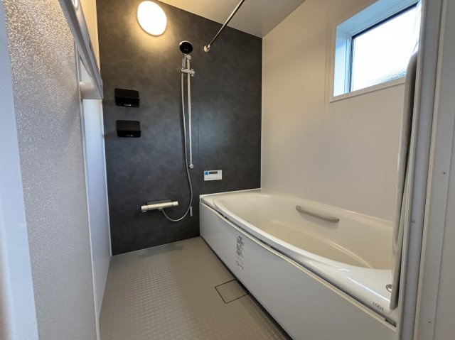 八幡市八幡三反長  新築未入居　　の浴室|日々の暮らしに欠かせないお風呂です
