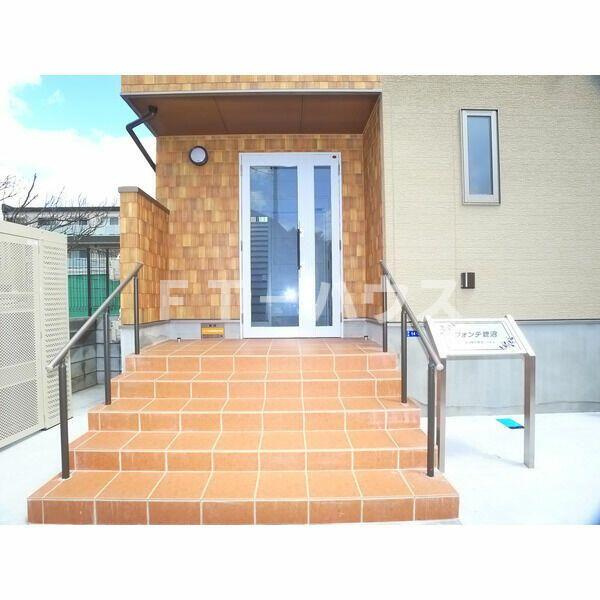 フォンテ鷺沼のエントランス