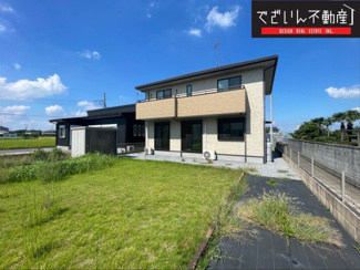 【外観】 | 「陽当たり×風通し」良好なお家です◎
現地(2024年9月撮影)
