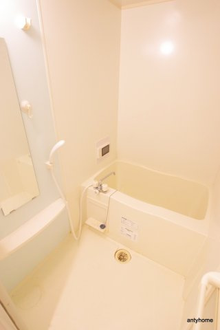 イーストコート新大阪　仲介手数料無料の浴室
