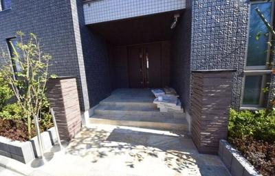 【エントランス】 | アネーロ経堂