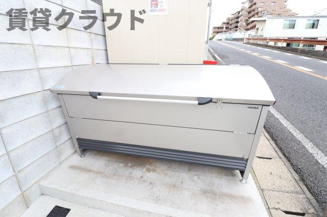 S Court（エスコート）の設備|ゴミストッカー