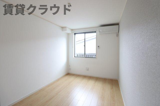 S Court（エスコート）の洋室|スタンダードな洋室です