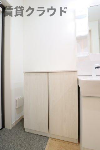 S Court（エスコート）の玄関|明るい玄関です
