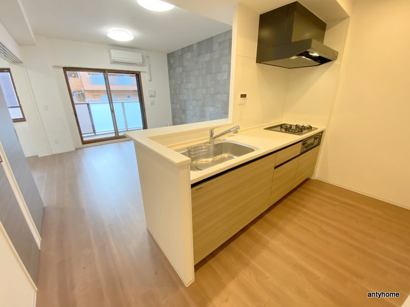 CREST COURT DOSHINの居間・リビング