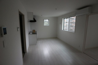 【居間・リビング】 | Emerson Park