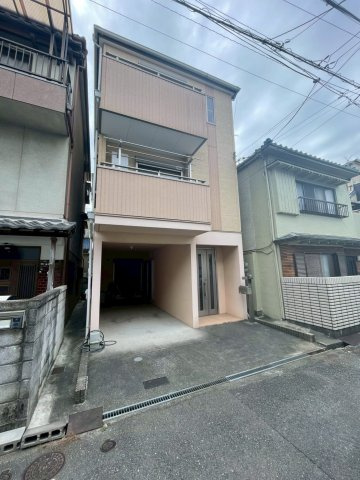 寝屋川市高柳3丁目　中古戸建の前面道路含む現地写真
