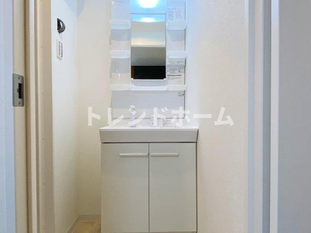 グランパシフィック弁天町の独立洗面台|選べる家電プランあり！！