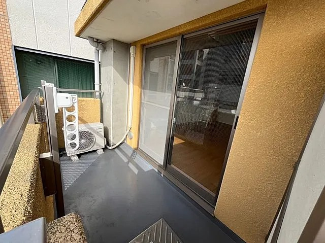 スーペリア本山のバルコニー