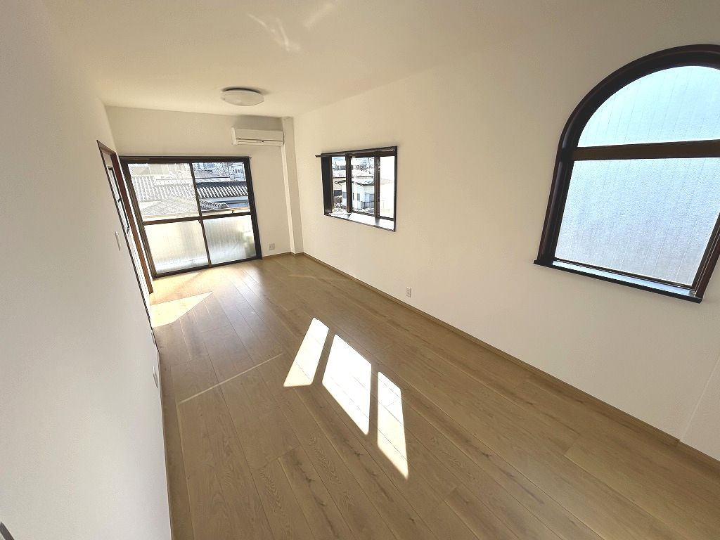 MYハイツの内装|明るい色調の室内です