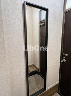 【設備】 | 【デザイナーズ】ハンモックシアター古民家市川 | 玄関に姿見の鏡付き
