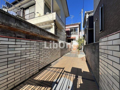 【その他共用部分】 | 【デザイナーズ】ハンモックシアター古民家市川 | 門扉からのアプローチ