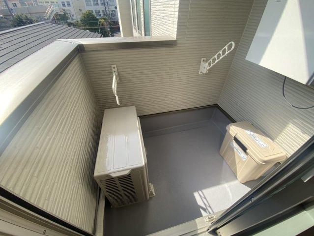 ラフィーネ勝山のバルコニー