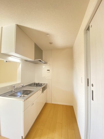 ラフィーネ勝山のキッチン