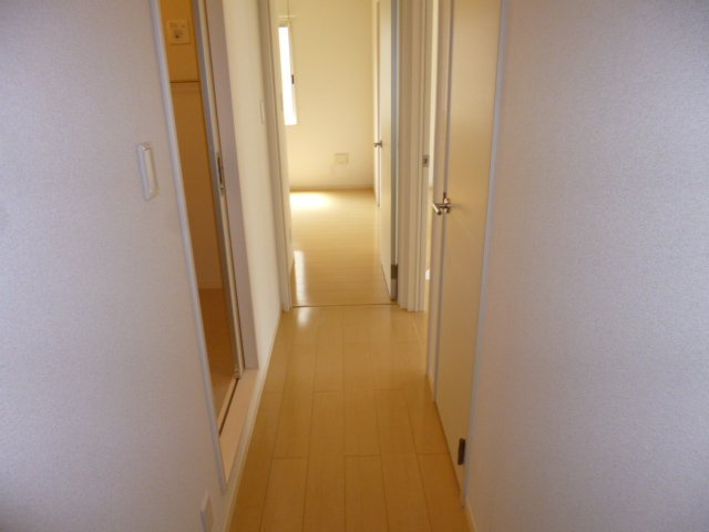 アネックスセキセン弐番館の玄関