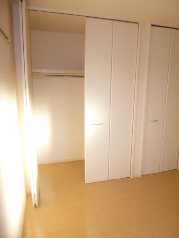 アネックスセキセン弐番館の収納