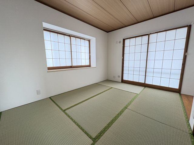 プラムロイヤル原木中山の和室