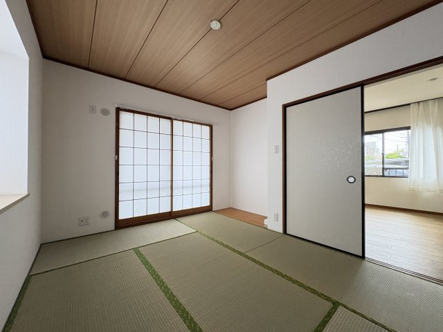 プラムロイヤル原木中山の和室