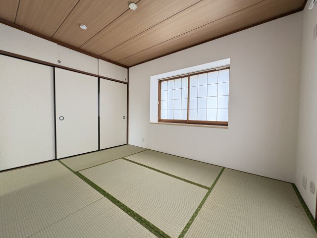 プラムロイヤル原木中山の和室