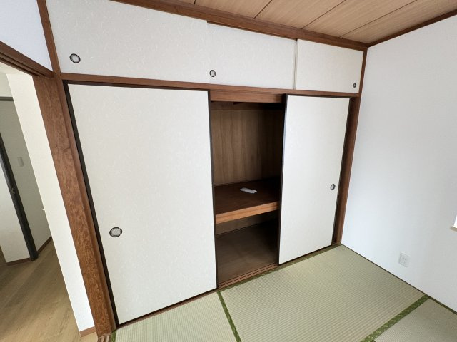 プラムロイヤル原木中山の収納