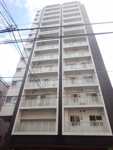 プレミスト三ノ輪竜泉の外観
