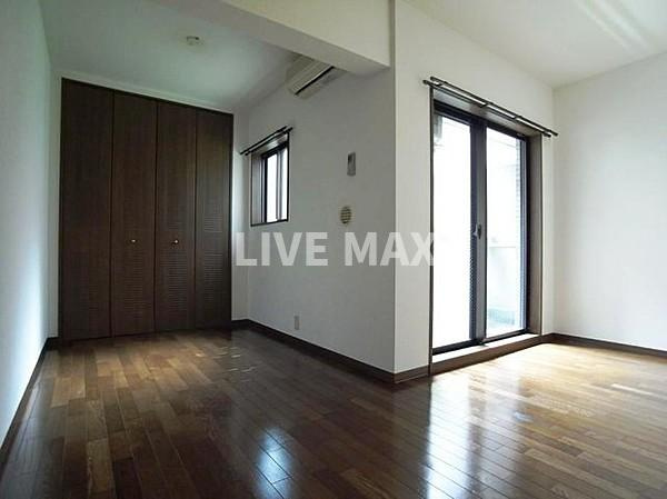 【寝室】ロイヤルガーデン品川 