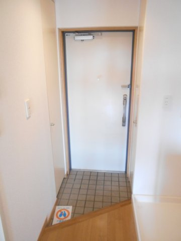 ピアリーさつきの玄関