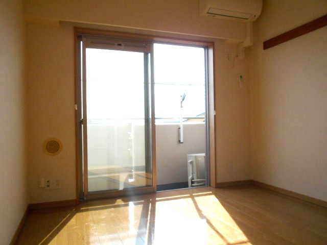 ピアリーさつきの内装