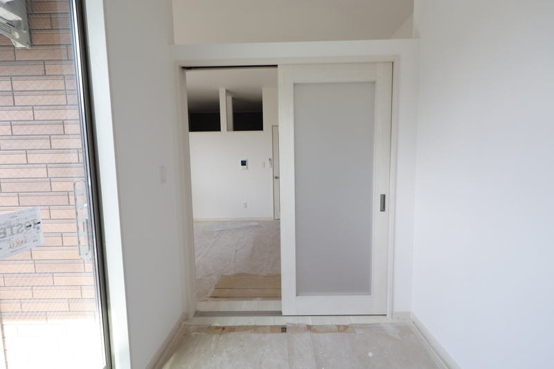 久留米市小頭町のアパートの玄関