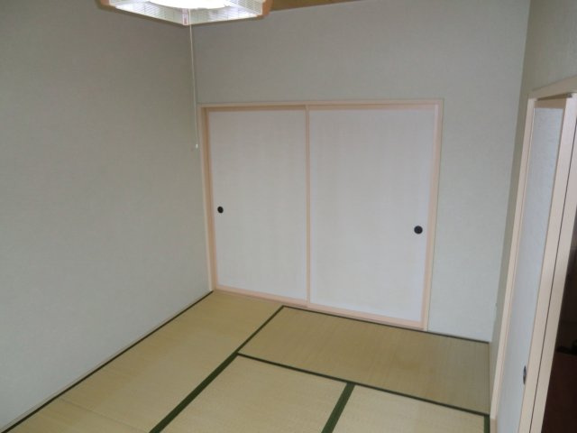 第二コーポ今庄の和室