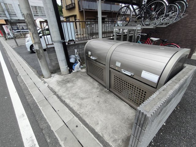 カメリア本町の周辺|敷地内ゴミ捨て場