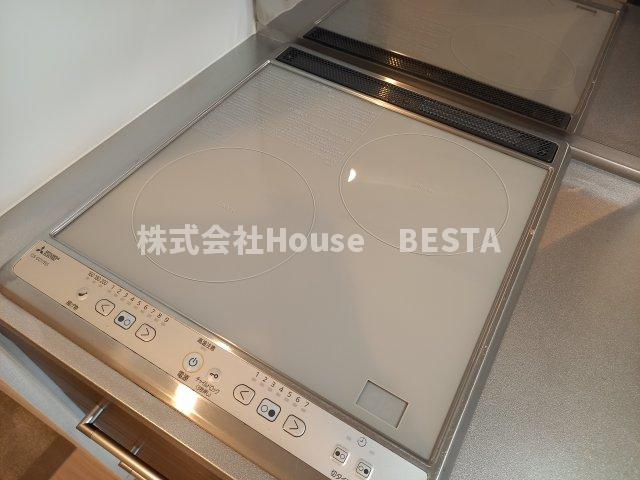 セレニテ神戸元町クレアのキッチン