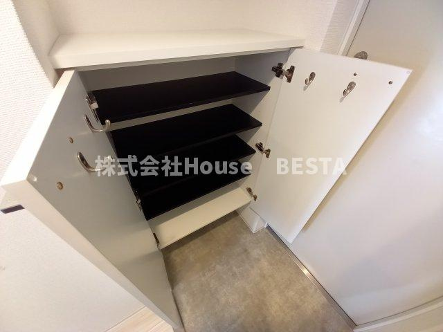 セレニテ神戸元町クレアの収納
