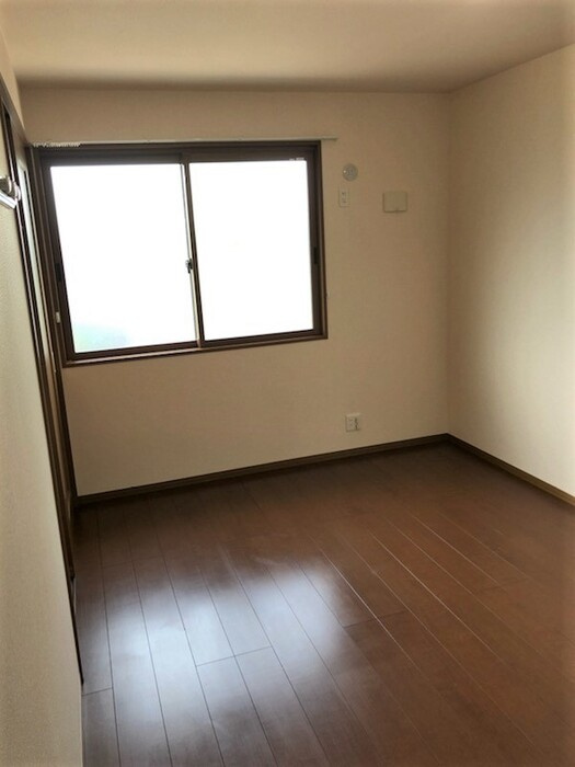 ベルデュール A・Bの居間・リビング