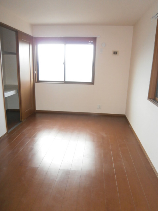 ベルデュール A・Bの居間・リビング