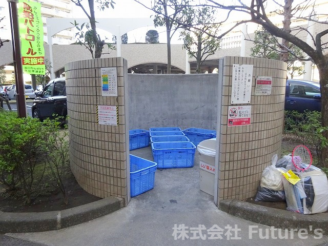 モアステージ吉川ライネスハイムC棟のその他共用部分|ゴミ置き場になります。