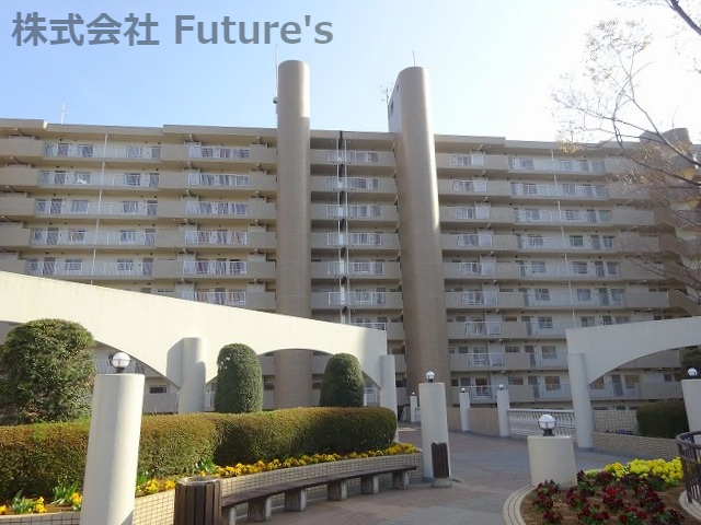 モアステージ吉川ライネスハイムC棟の外観|総戸数310戸のビッグコミュニティ！！共有施設充実のペット可マンションです◎